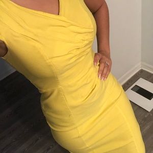 🚨Like & I’ll Discount: Yellow Stretch Dress